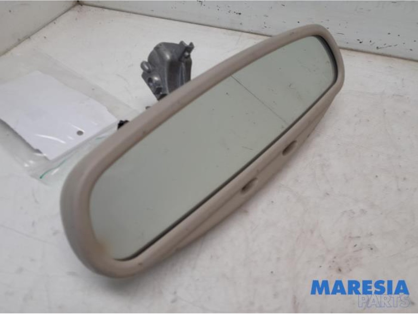 Citroen - C4 Grand Picasso - Rear view mirror