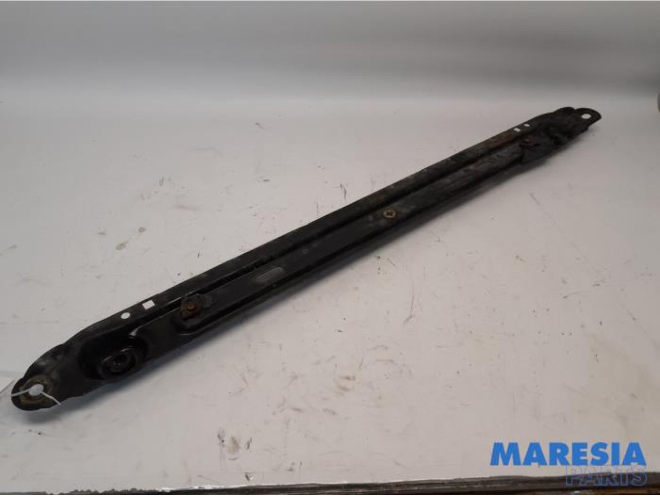 Citroen - C4 Grand Picasso - Radiator bar