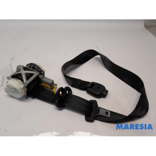 Fiat - 500 - Front seatbelt, right