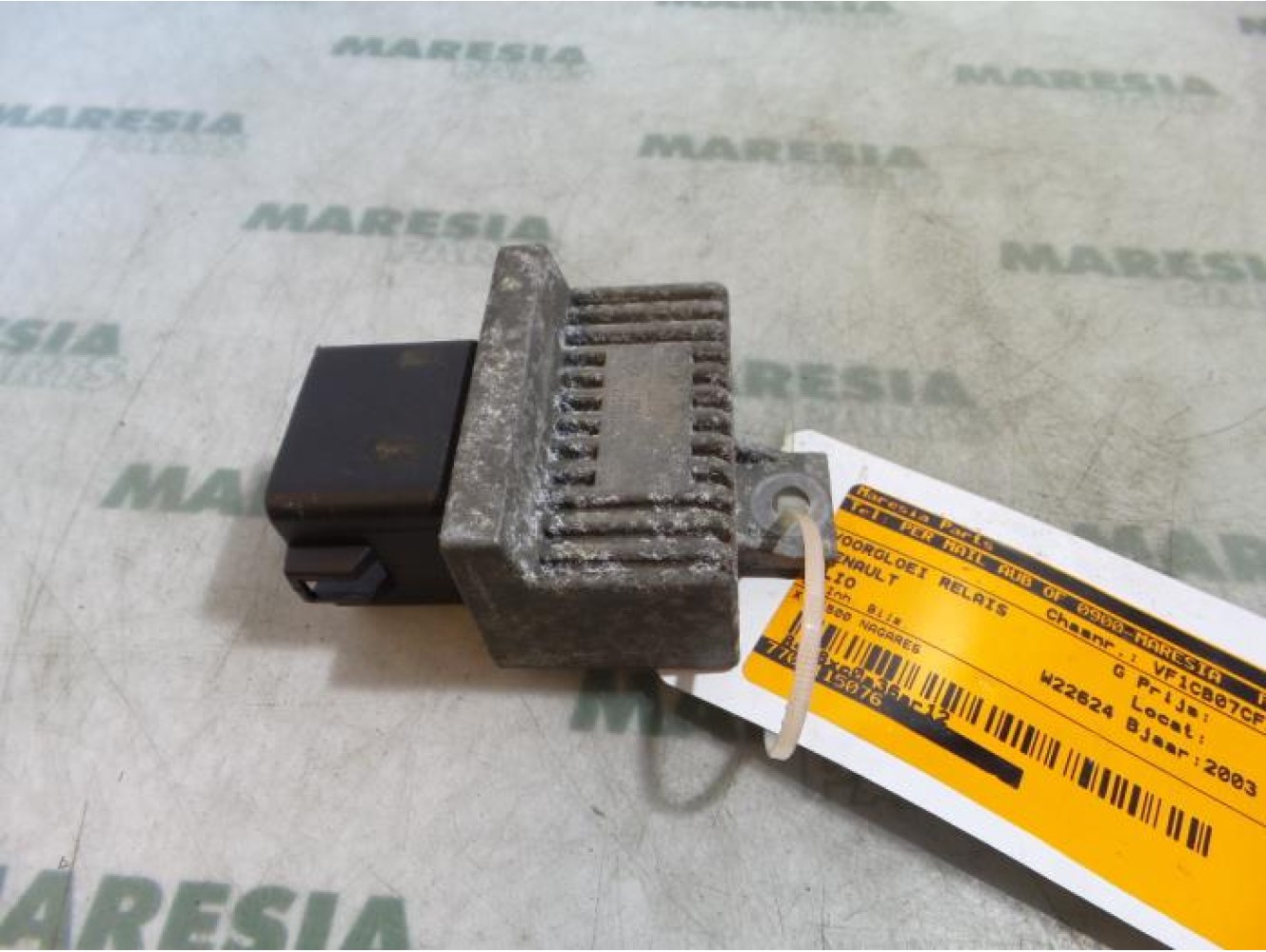 Renault - Clio - Glow plug relay