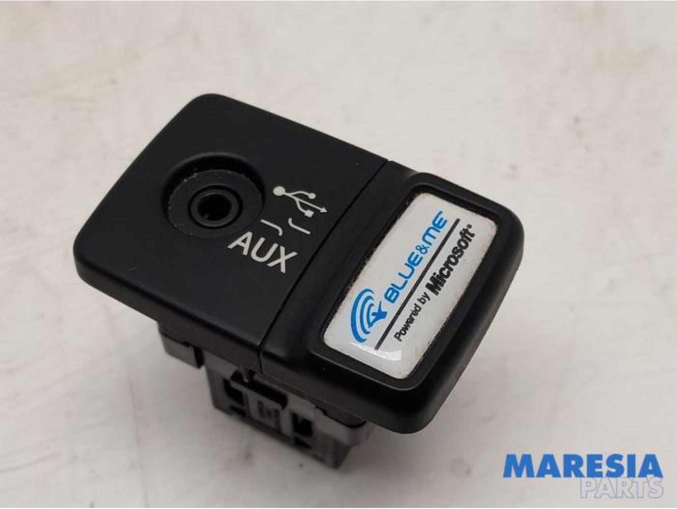 Fiat - 500 - AUX/USB aansluiting