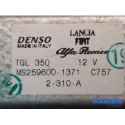 Fiat - 500 - Rear wiper motor