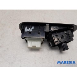 Renault - Master - Multi-functional window switch