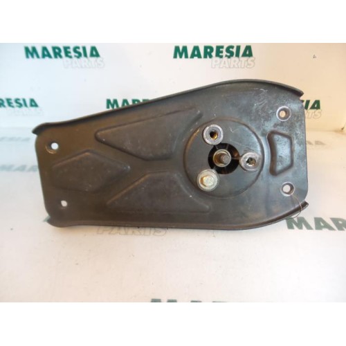 Peugeot - Partner - Front wiper motor