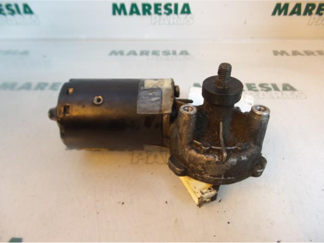 Peugeot - Partner - Front wiper motor