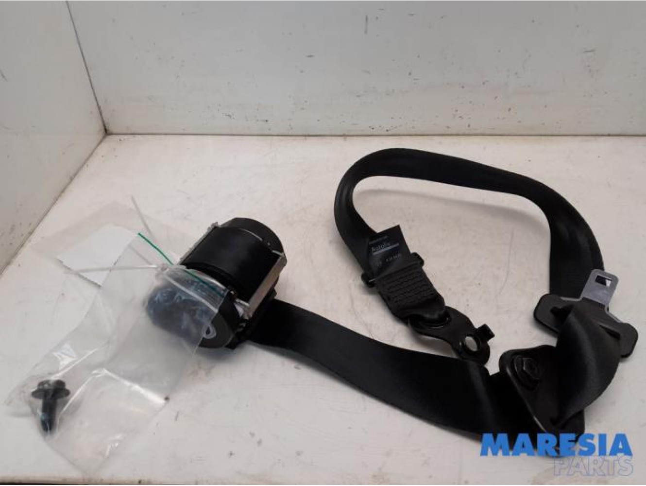 Renault - Master - Front seatbelt, right