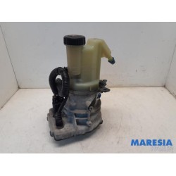 Renault - Master - Power steering pump