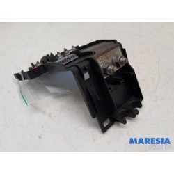 Peugeot - Partner - Fuse box