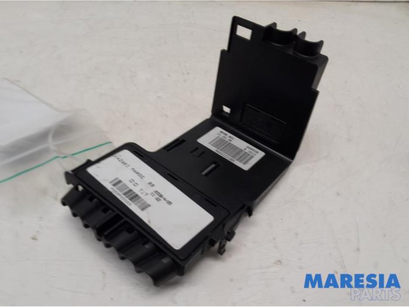 Peugeot - Partner - Fuse box