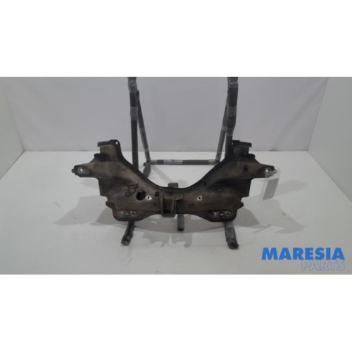 Renault - Twingo - Subframe