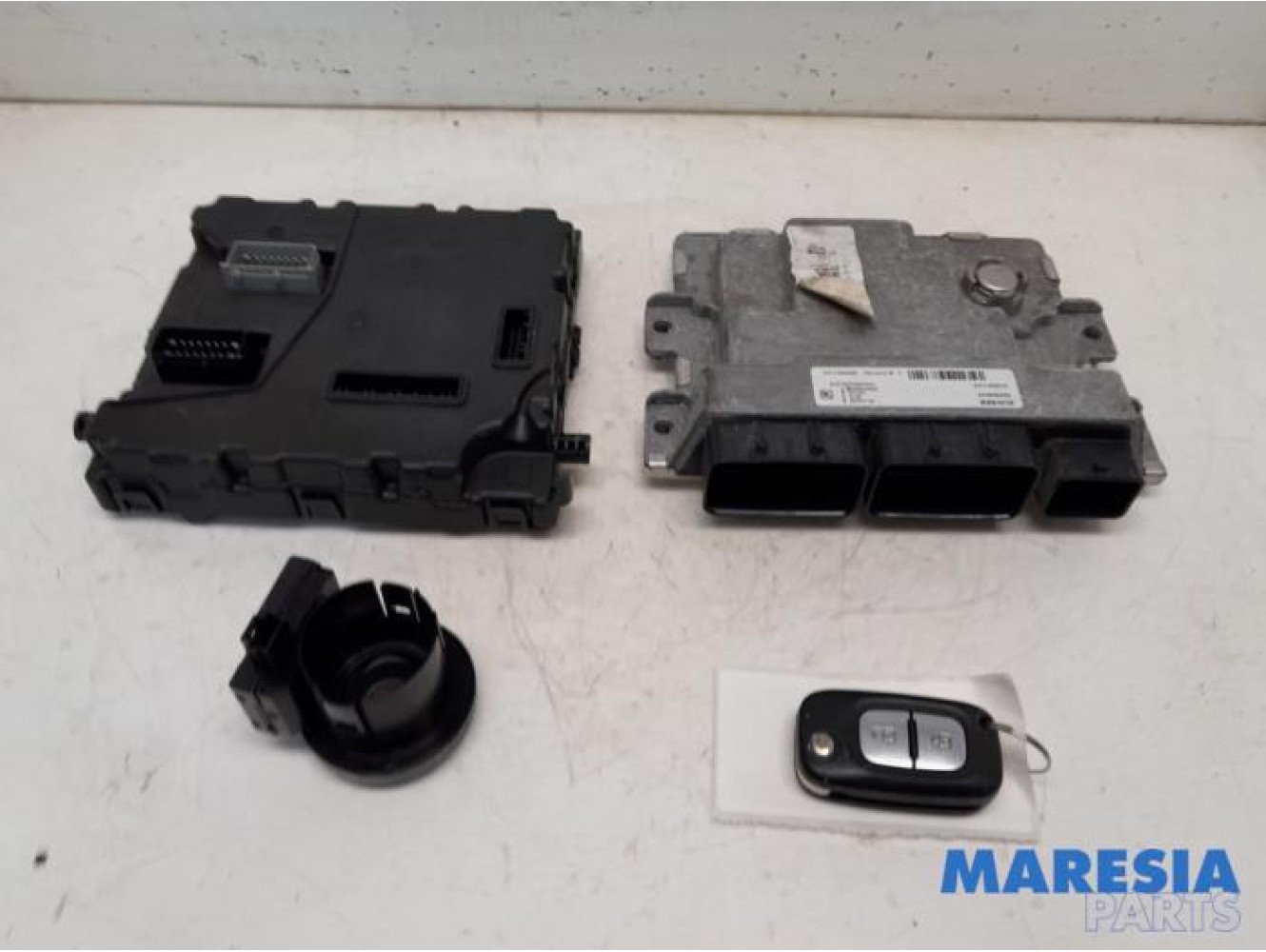 Renault - Master - Engine management computer
