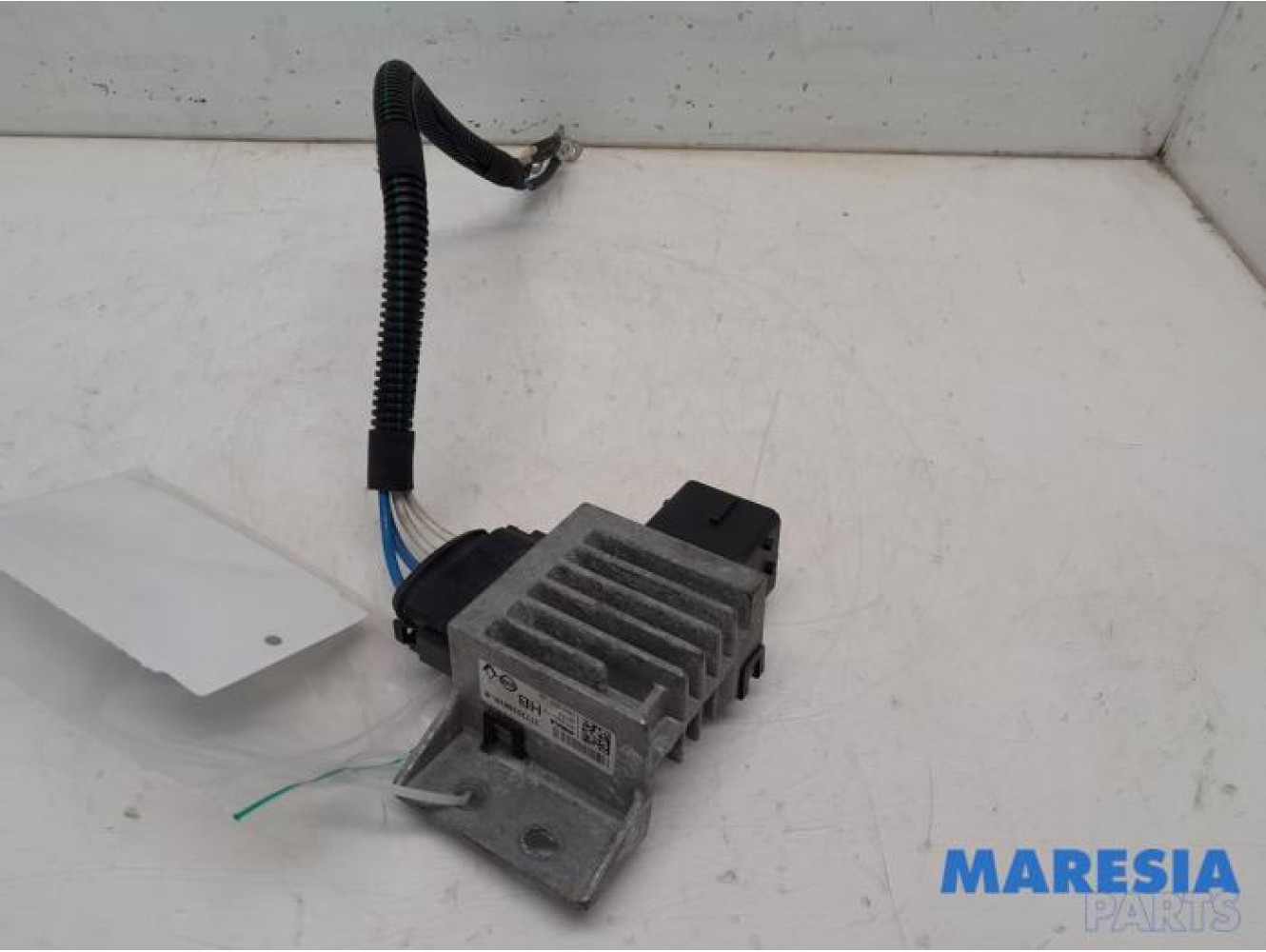 Renault - Master - Glow plug relay