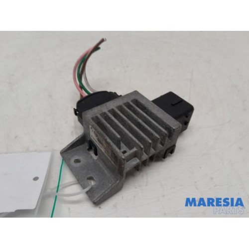 Renault - Master - Glow plug relay