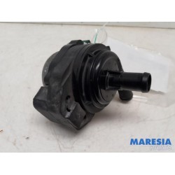 Renault - Master - Additional water pump