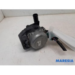 Renault - Master - Additional water pump