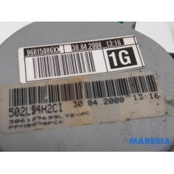 Peugeot - Partner - Front seatbelt, left