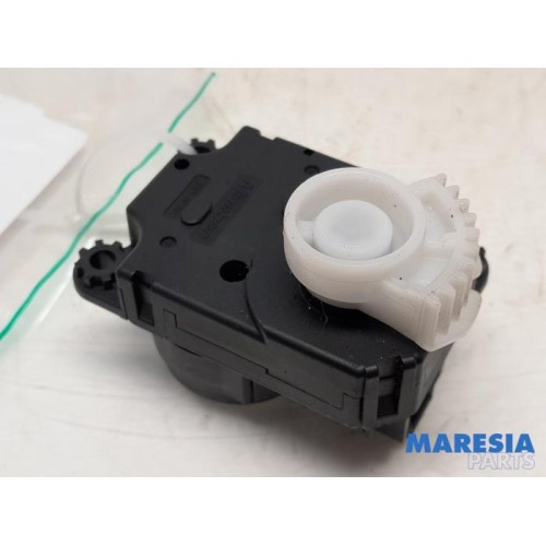 Renault - Master - Kachelklep Motor