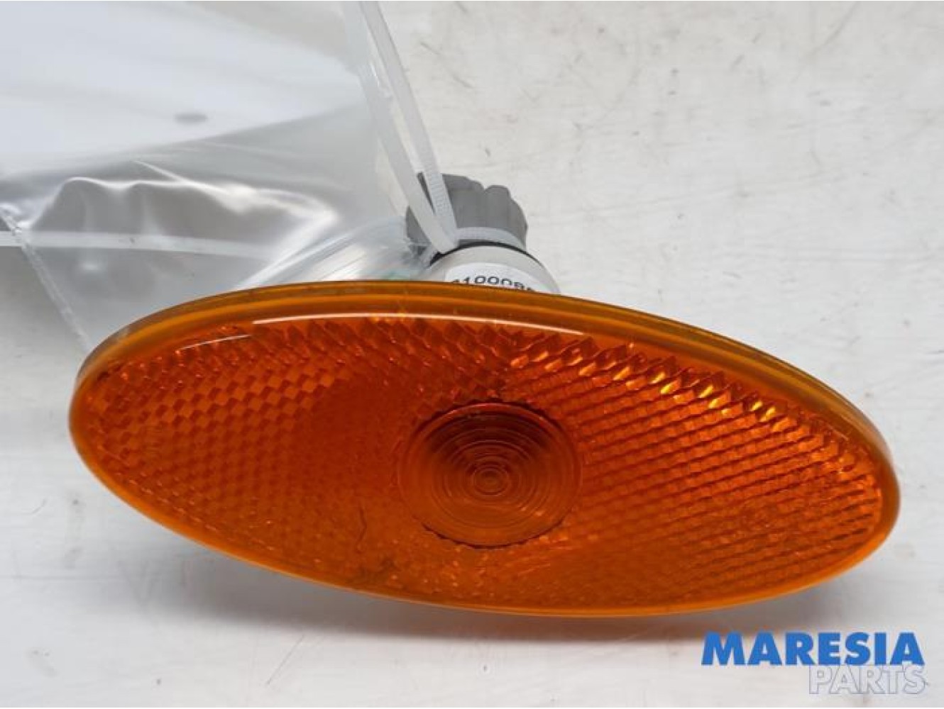 Renault - Master - Clignotant verre droit