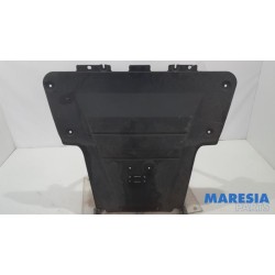 Renault - Kangoo - Engine protection panel