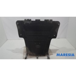 Renault - Kangoo - Engine protection panel