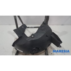 Renault - Kangoo - Wheel arch liner