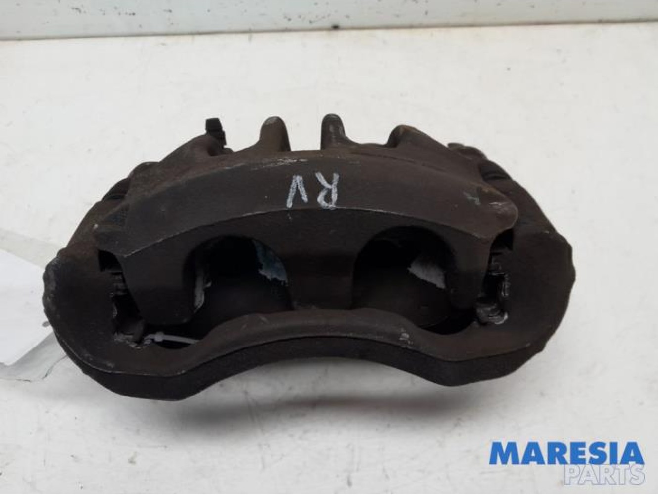 Renault - Master - Front brake calliper, right