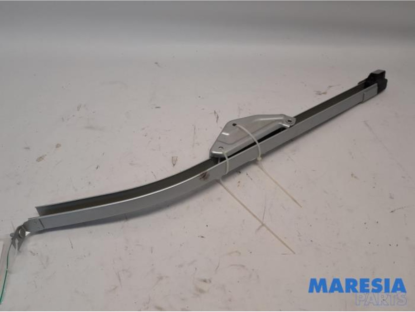 Renault - Kangoo - Sliding door rail, right
