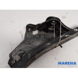 Renault - Kangoo - Sliding door rail, right