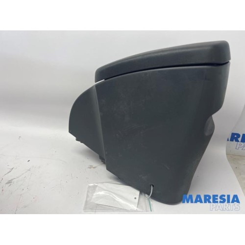 Renault - Kangoo - Middle console