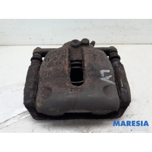 Renault - Kangoo - Front brake calliper, left