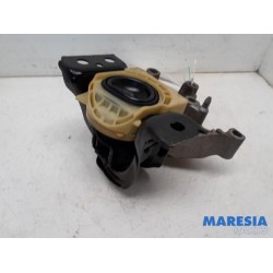 Renault - Kangoo - Engine mount