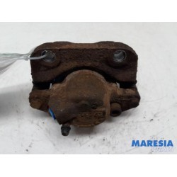 Renault - Twingo - Front brake calliper, right