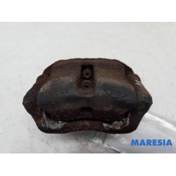 Renault - Twingo - Front brake calliper, left