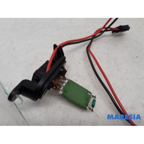 Renault - Kangoo - Heater resistor