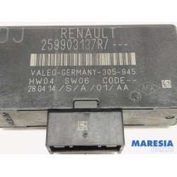 Renault - Kangoo - PDC Module