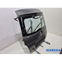 Fiat - 500 - Tailgate