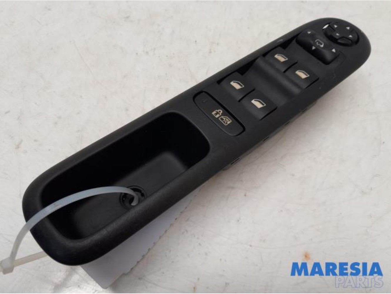 Peugeot - 3008 - Multi-functional window switch