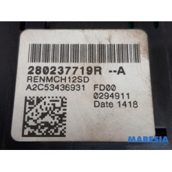 Renault - Kangoo - AUX / USB connection