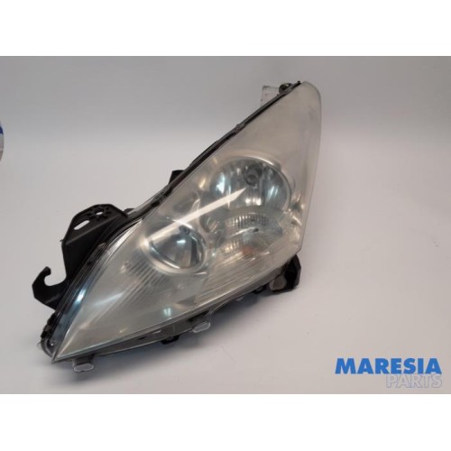 Peugeot - 5008 - Koplamp links
