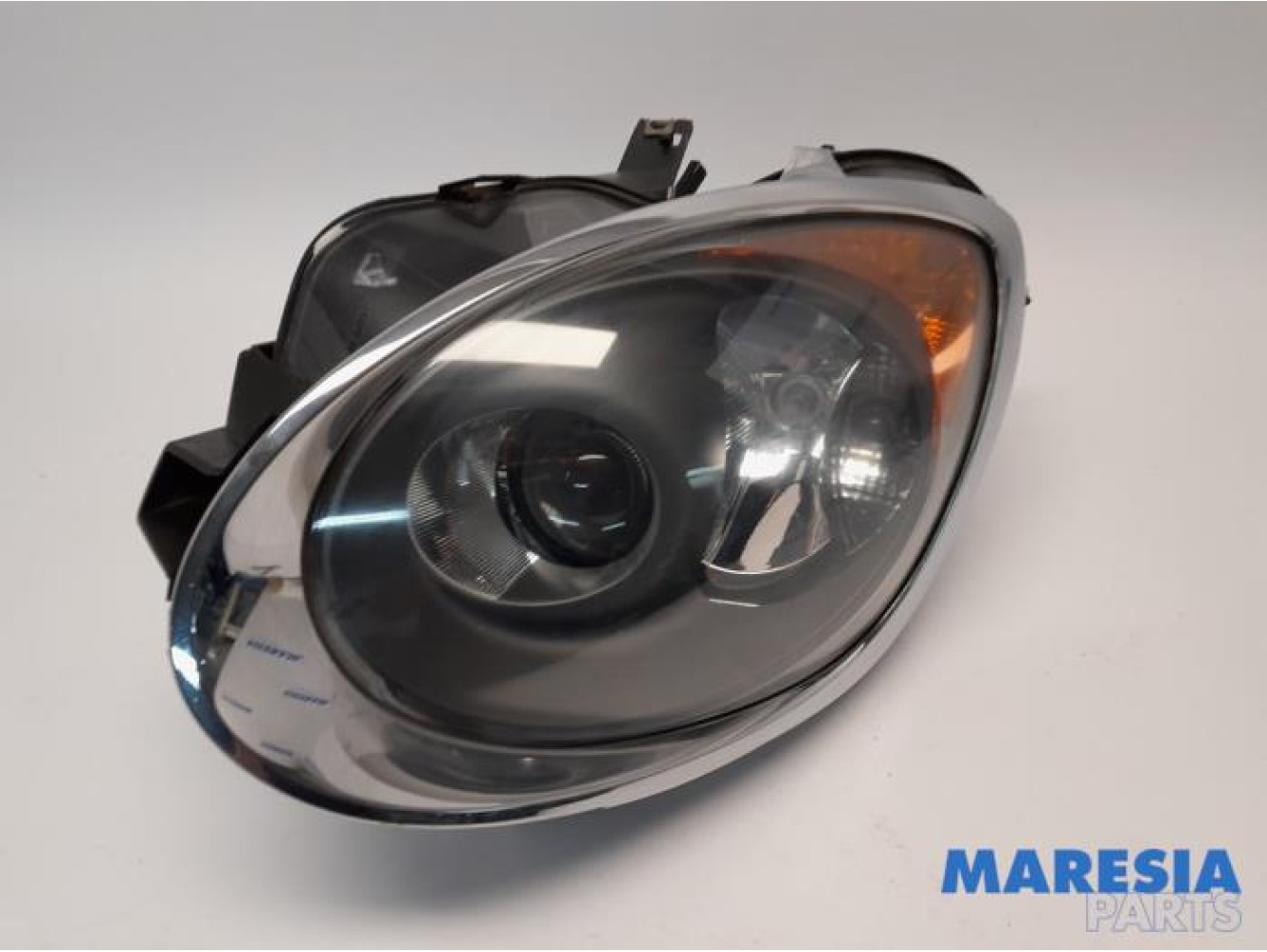 Alfa Romeo - Mito - Headlight, right