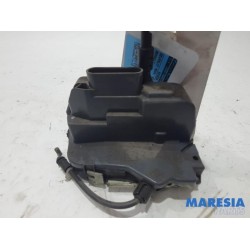 Renault - Megane - Rear door mechanism 4-door, right