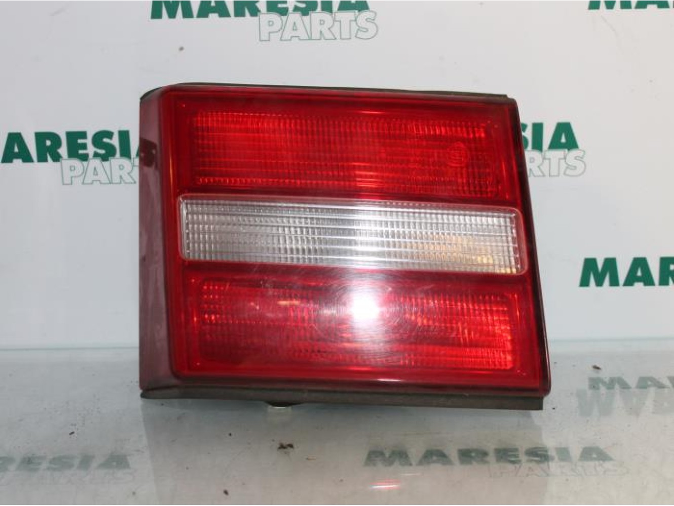 Lancia - K(Appa) - Achterlicht links