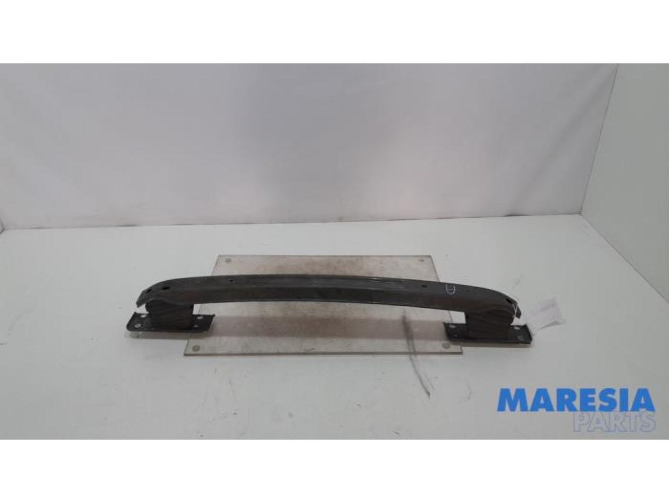 Fiat - 500 - Rear bumper frame