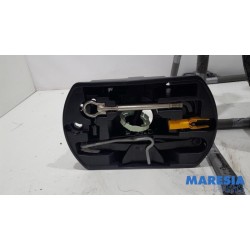 Peugeot - 308 - Krikset + reservewiel