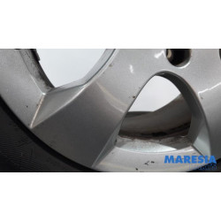 Peugeot - 3008 - Sportvelgenset + banden