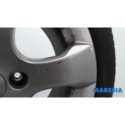 Peugeot - 3008 - Sportvelgenset + banden