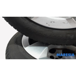 Peugeot - 3008 - Sportvelgenset + banden