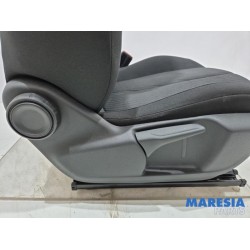 Peugeot - 308 - Seat, right