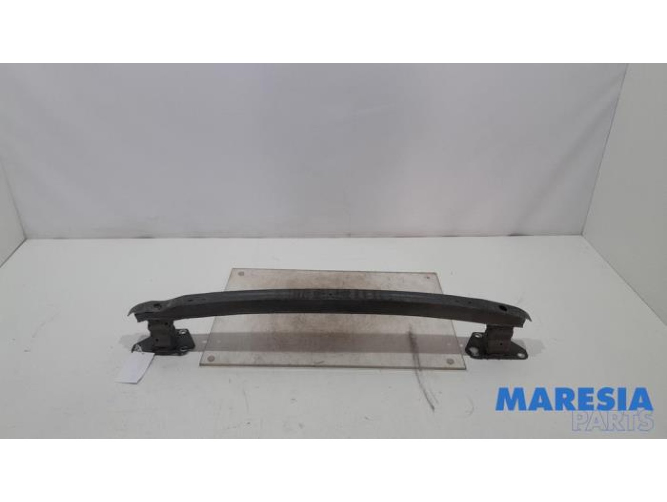 Peugeot - 208 - Rear bumper frame
