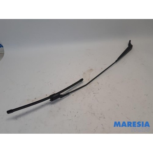 Peugeot - Partner - Front wiper arm
